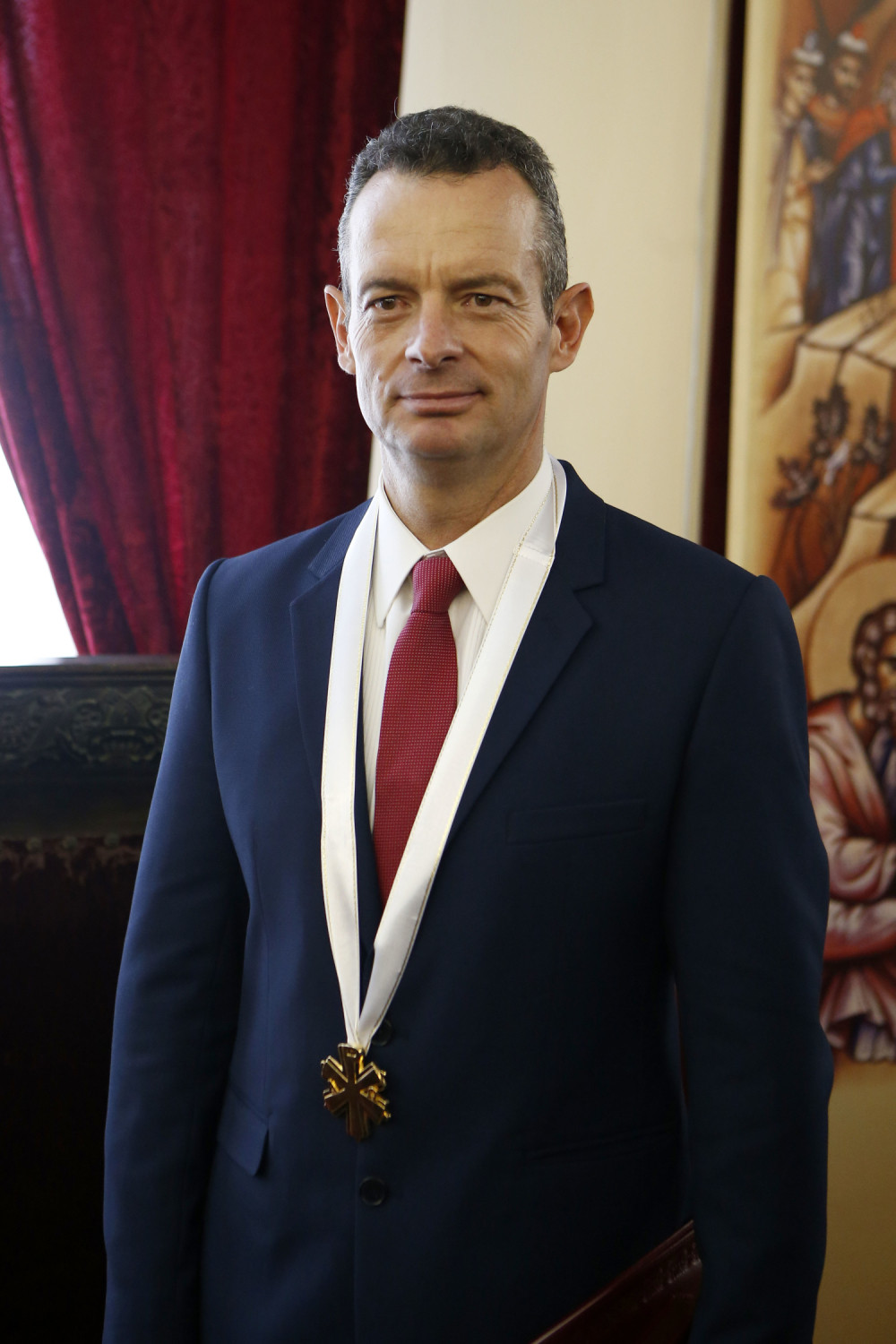 Grčki heroj, koji je odbio da nas bombarduje, zajedno sa "Alo!" pomaže svom narodu!