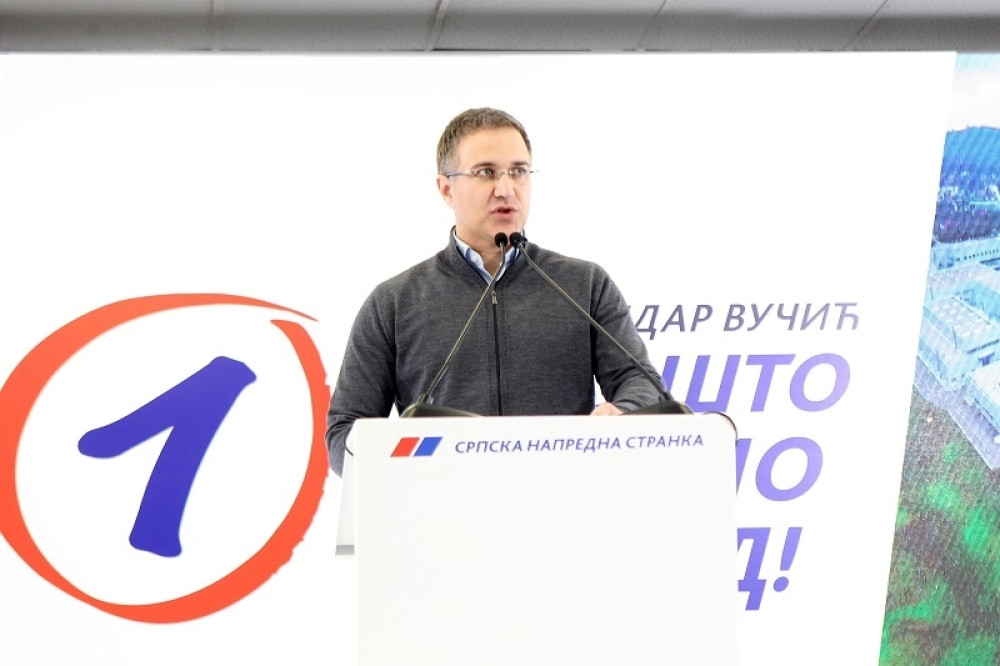 Stefanović: Opozicija se okuplja zbog fotelje