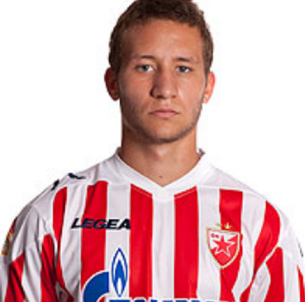 Zvezda DOVELA novo pojačanje