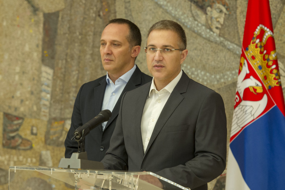 STEFANOVIĆ REFERISAO JAVNOSTI Za samo mesec dana drastično smanjen kriminal u Srbiji!