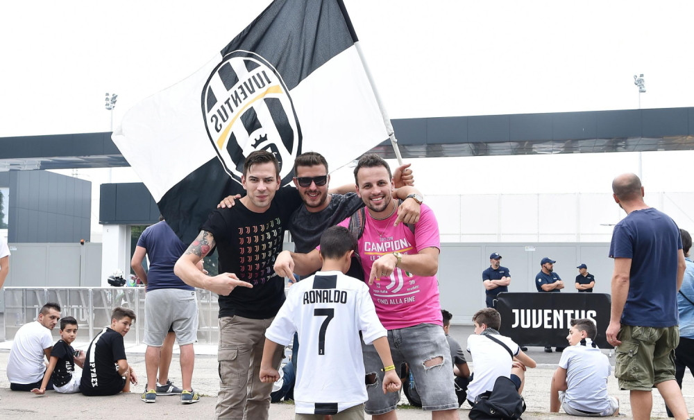 Nema više Juventusovih dresova sa sedmicom! Ovaj klub je zgrnuo neverovatnu kintu!