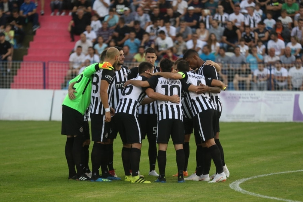 Nećete verovati ko će na klupu Partizana! Crno-bela legenda novi trener?