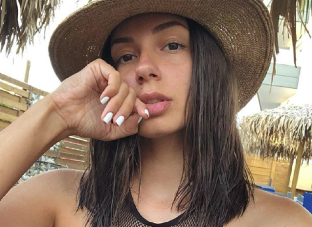 NEMA NI DONJI VEŠ! Sara Jovanović potpuno gola! (FOTO)