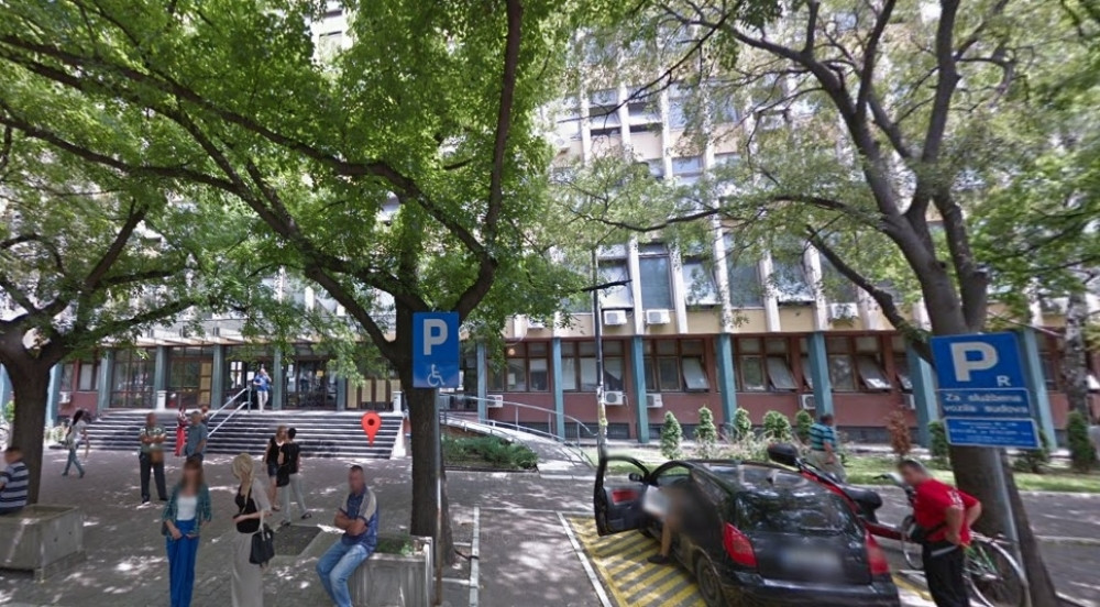 Evakuisana zgrada suda u Novom Sadu, kontradiverzione jedinice na terenu