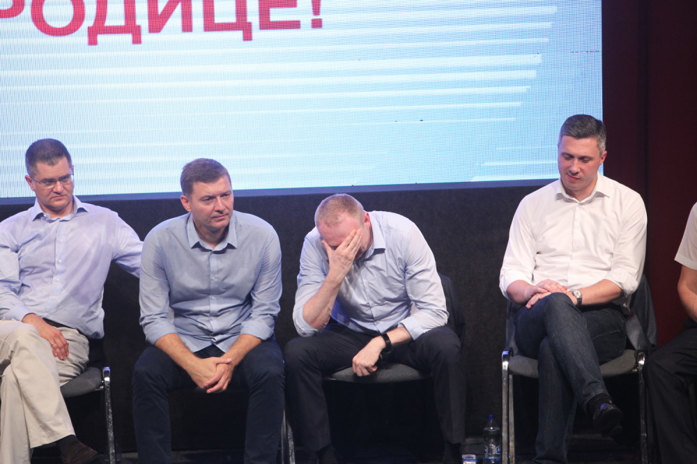 Krtica u Savezu za Srbiju!