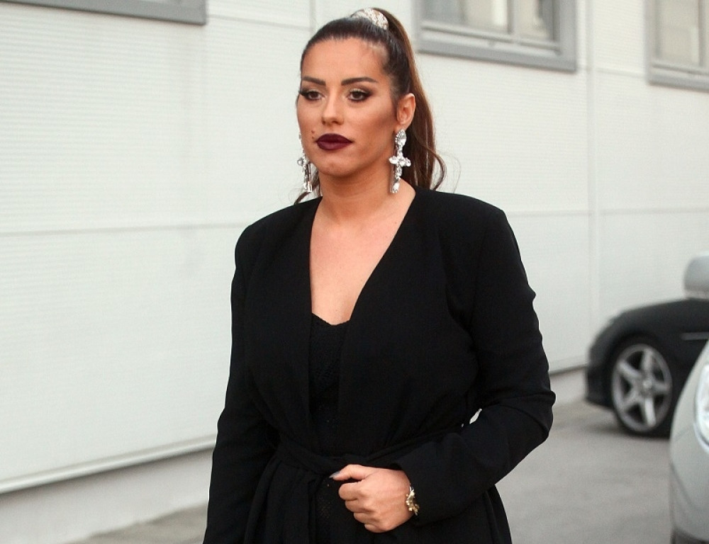 Velika ISTINA o Seki i njenom ocu: Platila mu kauciju da izađe iz zatvora, ali se nije opametio! Opijao se, digla je ruke od njega!