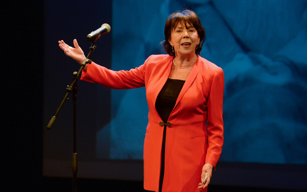 NJEN ŽIVOT JE KOMEDIJA: Rođena u jeku rata i siromaštva, probala TEŽU drogu zbog koje je halucinirala!