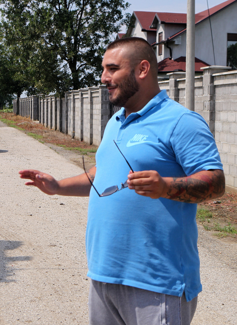 DARKO LAZIĆ BANKROTIRAO Ostavila ga verenica, pobegao kod roditelja a ono što je komšinica otkrila je šokantno!