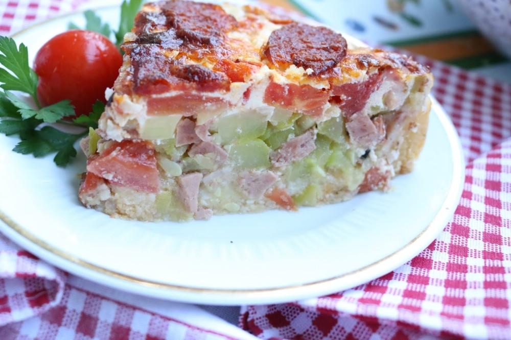 PREUKUSNA pita sa tikvicama i slaninicom! Lako se sprema!