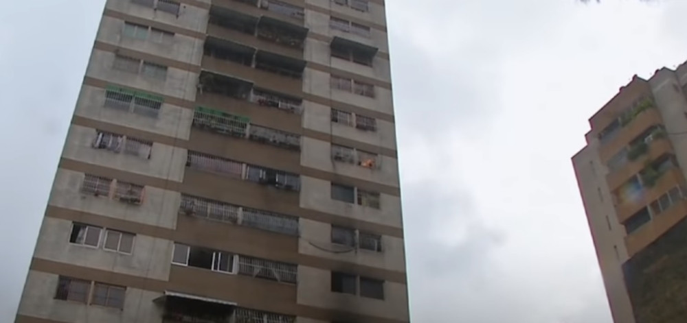 Predsednika pokušali da ubiju tokom govora, za dlaku izbegao smrt!