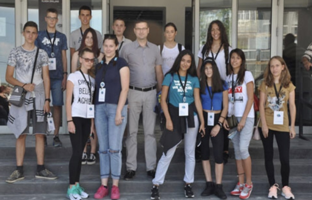 Opština Palilula nagradila najbolje učenike letovanjem!