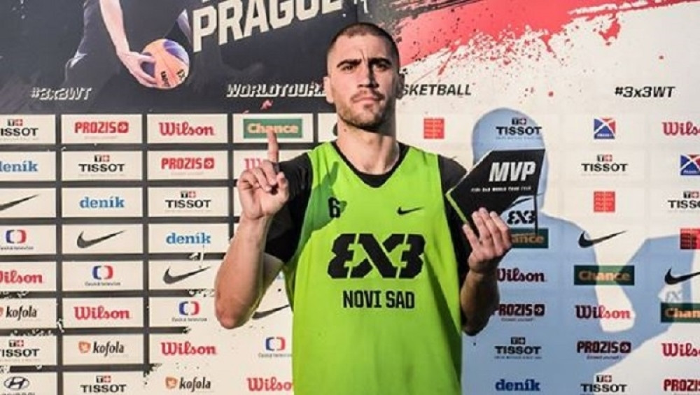 Bulute, brate, šta im napravi (VIDEO)