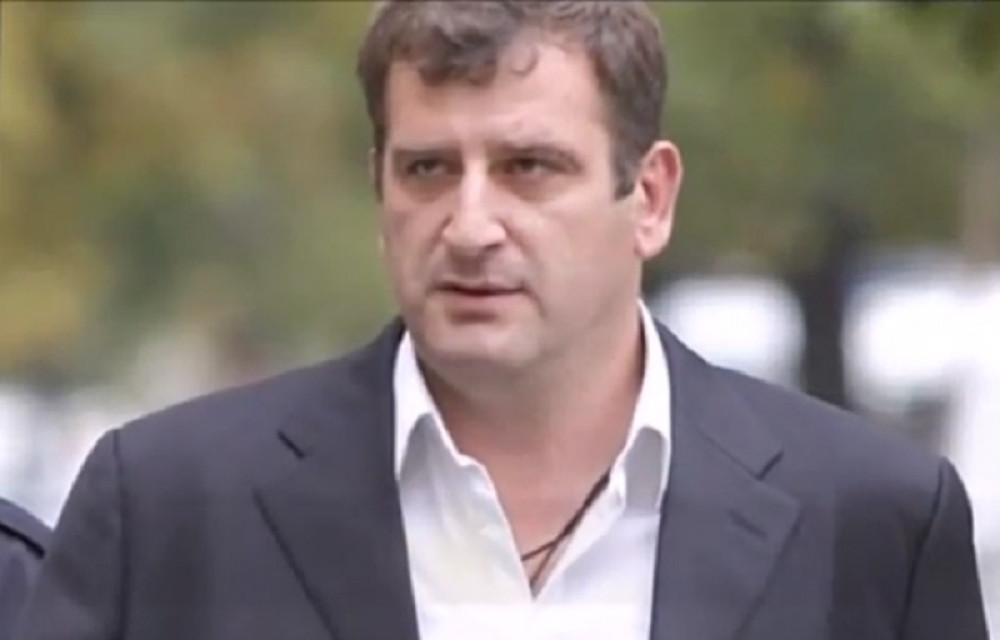 Šef surčinskog klana posećivao OVOG POLICAJCA, poznati beogradski inspektor viđen u KUĆI KRIMINALCA!