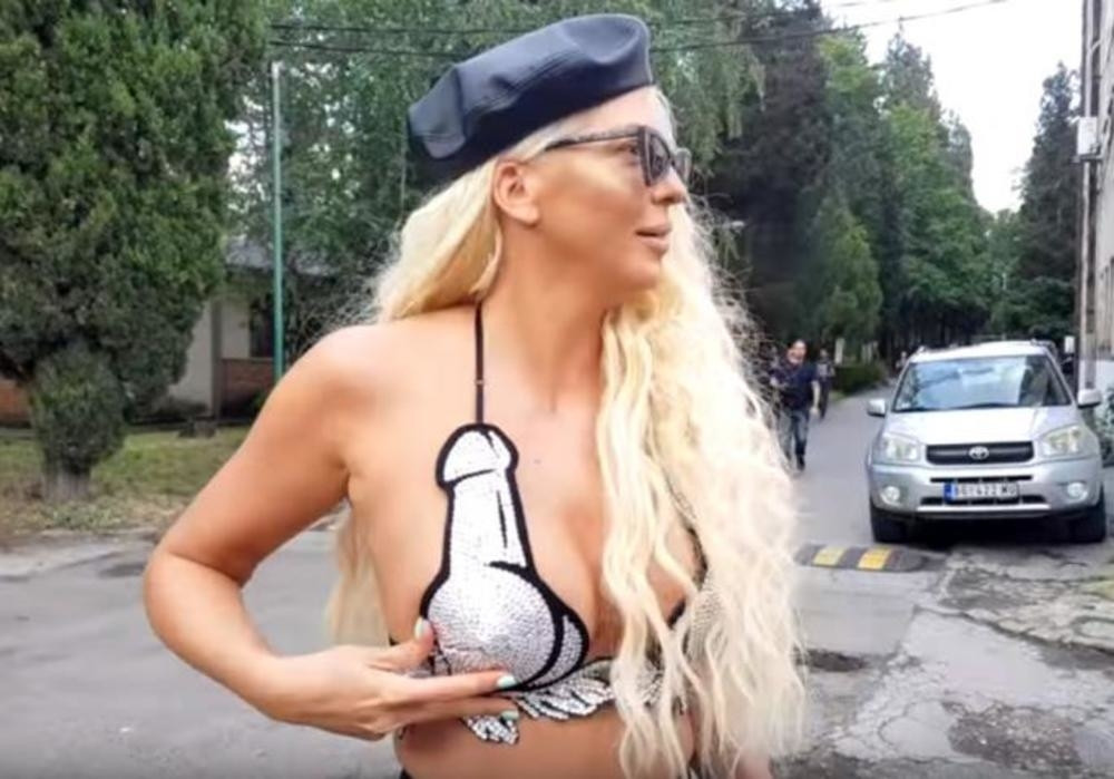 Ni u snu ne biste pogodili koliko koštaju Karleušini penisi!