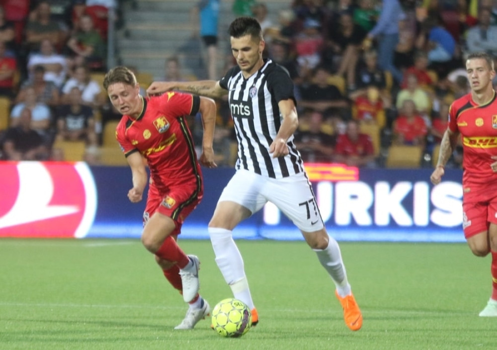 Bata je VEROVAO U NJEGA, posle samo ŠEST DANA u klubu stavio ga u prvi tim, a ON... (VIDEO)