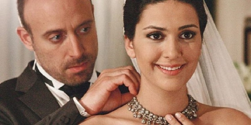 Šeherzada uskočila u bikini i pokazala kako izgleda četiri meseca nakon porođaja (FOTO)