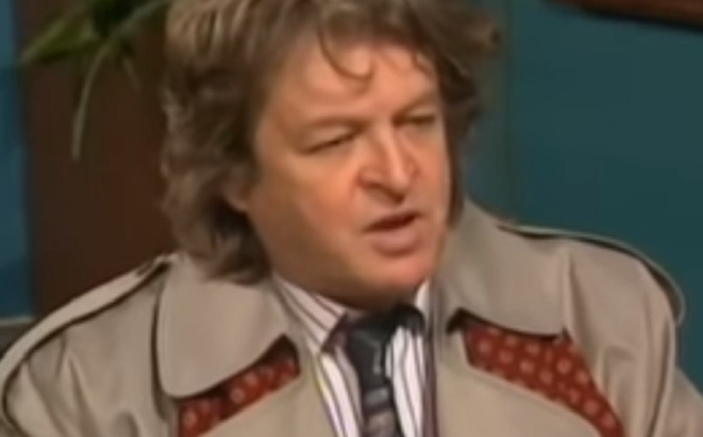 PREMINUO LEGENDARNI POPARA