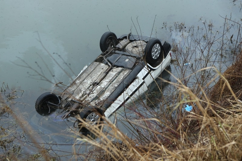 Policija traga za muškarcem iz Kladova! Izazvao udes, pa nestao