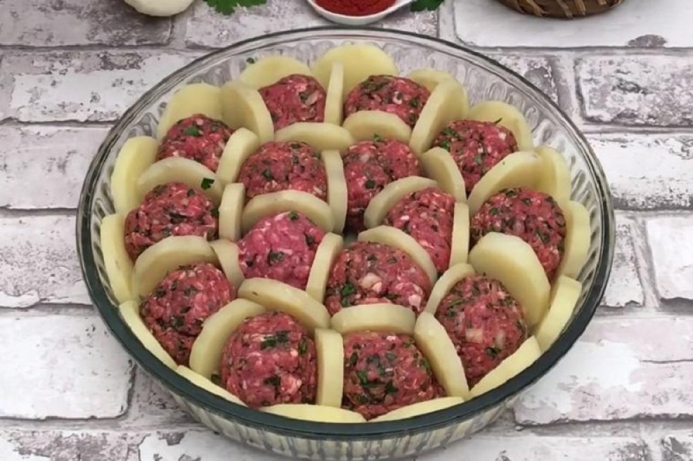 ĆUFTE U ZATVORU Toliko dobro jelo da možete i pred cara da ga iznesete! (RECEPT)