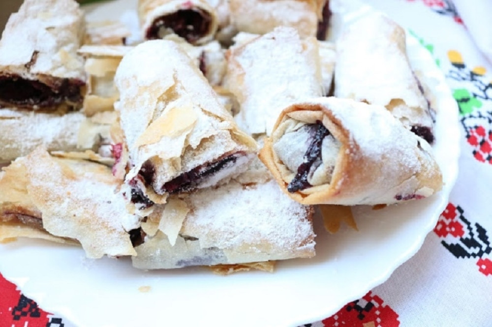 Najjednostavniji način za pripremu hrskave i ukusne pite! (VIDEO)