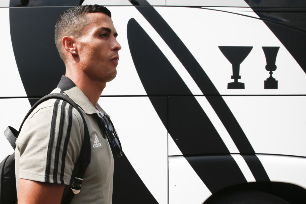 Ne daje golove, ali MAMMA MIA, kako je njemu dobro! (VIDEO)