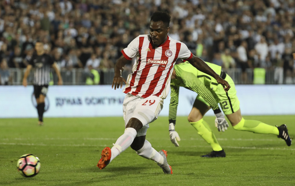 Fudbaler Olimpijakosa se razveo od Mis 2017. godine, pa oženio Mis 2018!