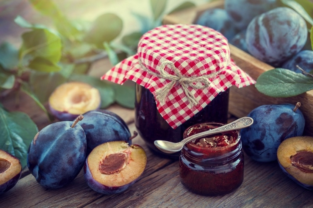 NAPRAVITE PEKMEZ BEZ ŠEĆERA OD SAMO JEDNOG SASTOJKA! Recept na koji nećete potrošiti ceo dan!