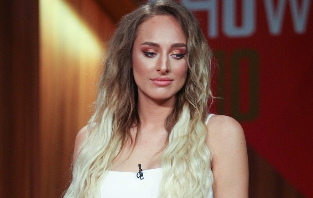 Luna ukršta glas sa ovom poznatom pevačicom, a evo kako ona ocenjuje njen talenat!