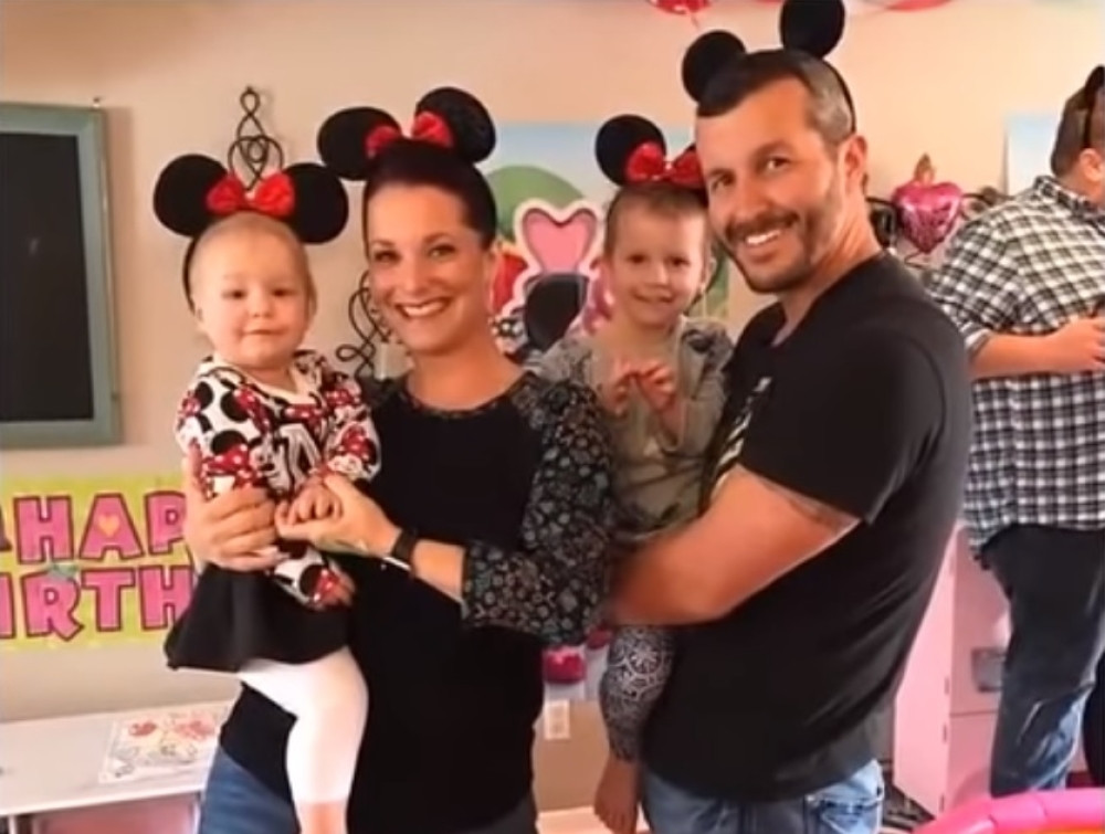 Tata, ubio sam je, zadavila nam je ćerke!