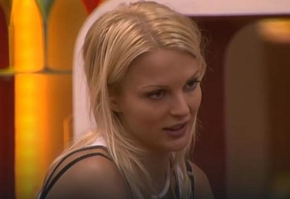 ŽENO, ŠTA TO URADI OD SEBE?! Bivša ukućanka Velikog brata neprepoznatljiva nakon brojnih estetskih operacija! (FOTO)