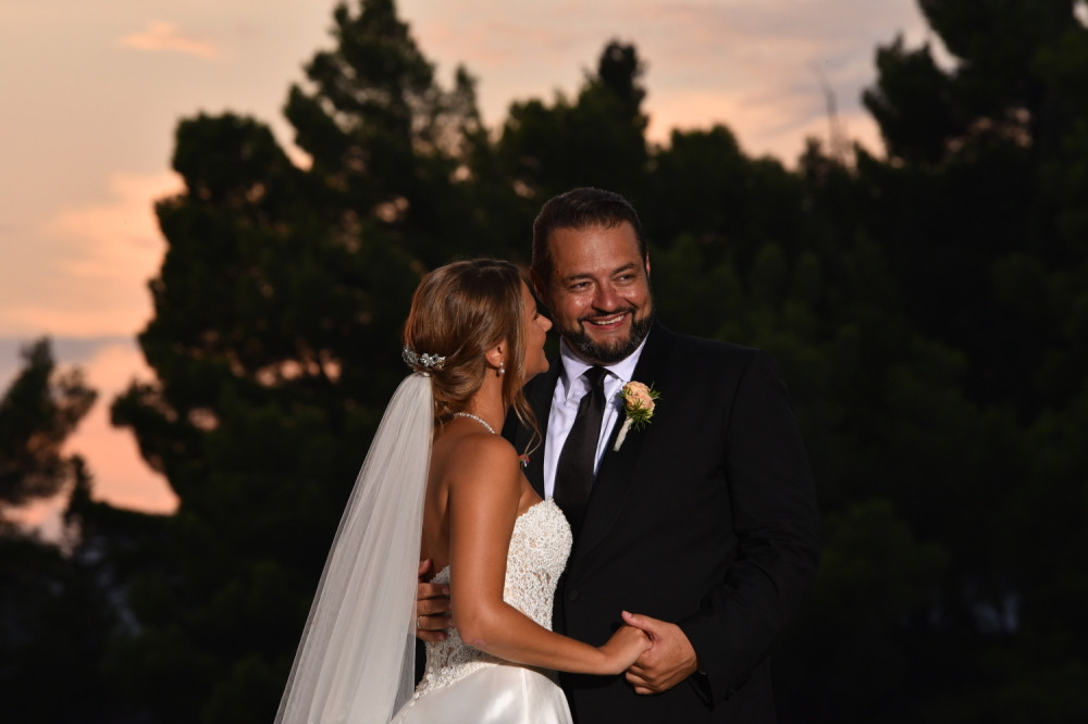 EKSKLUZIVNO! PRVI PLES LEPE RUSKINJE! Karić pravi veliku svadbu i u Beogradu, a evo kako je slavlje izgledalo u Crnoj Gori