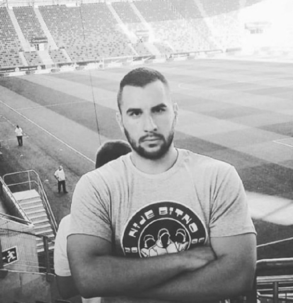 Mladić kog je ubio grom dok se kupao sa devojkom bio je veliki navijač ovog kluba! Drugari se potresno opraštaju od njega