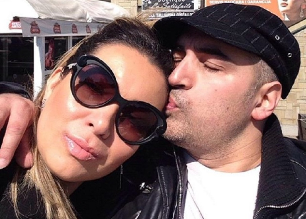 MOMCI IH POKUPILI NA ULICI, PA OŽENILI! Ove srpske pevačice su ušle u brak na najčudniji mogući način!