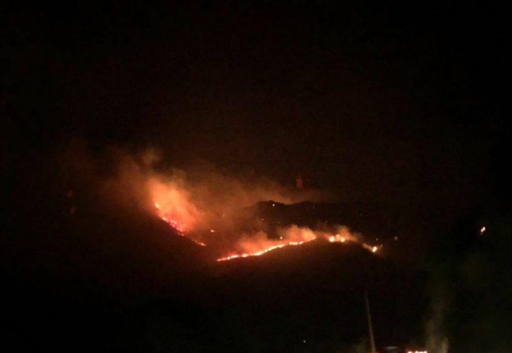 Pogledajte UŽAS koji je noćas divljao uz obale Crne Gore (FOTO)