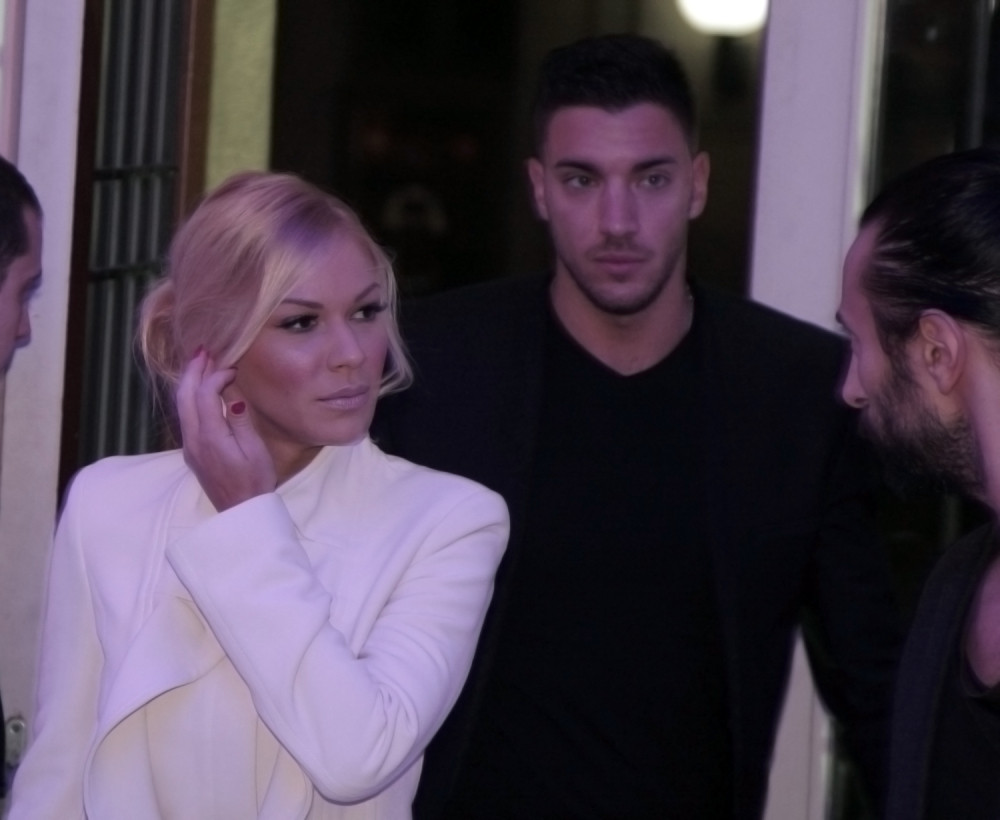 Bivši dečko Nataše Bekvalac i najpoželjniji srpski zavodnik čeka dete sa LATIONAMERIKANKOM! (FOTO)