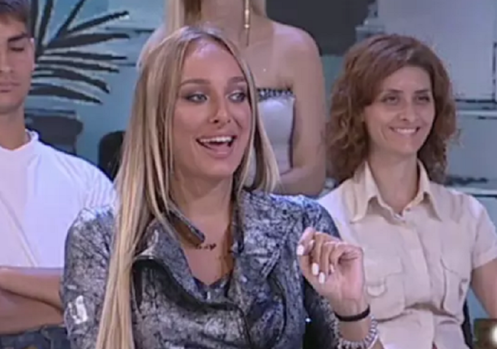 LUNA PRIZNALA ZAŠTO ULAZI U ZADUGU 2! Zaljubila sam se k'o majmun, postoji samo on i niko više!