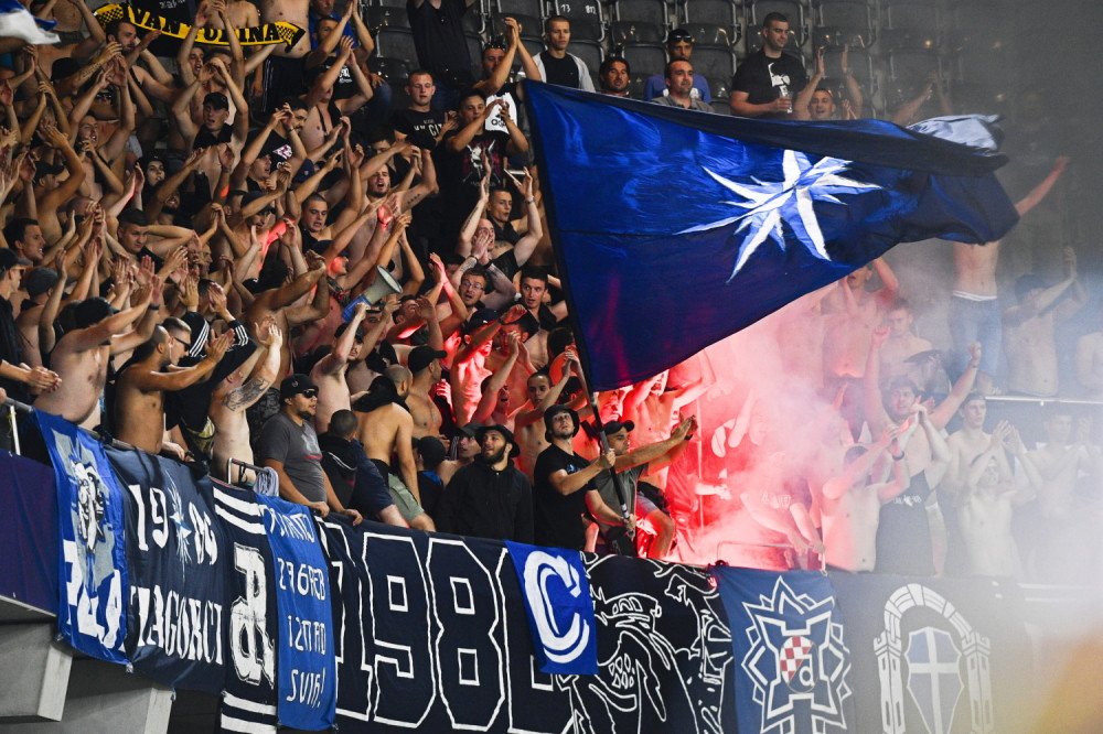 To je laž! Žestoki srbomrzac je ošamario policajca, radio je to i ranije!