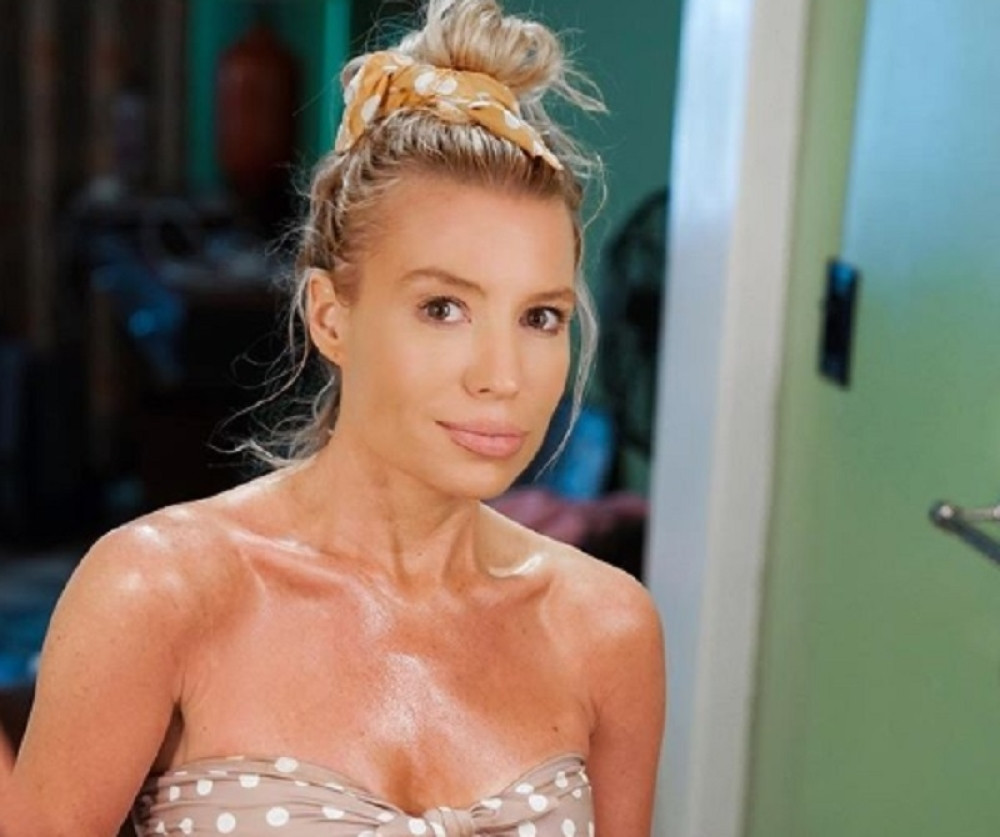 U PETOJ DECENIJI IZGLEDA KAO DEVOJČURAK, A STALNO JEDE ČOKOLADU! Otkrila je svoju tajnu, a kada čujete o čemu je reč, odmah ćete primeniti njen savet