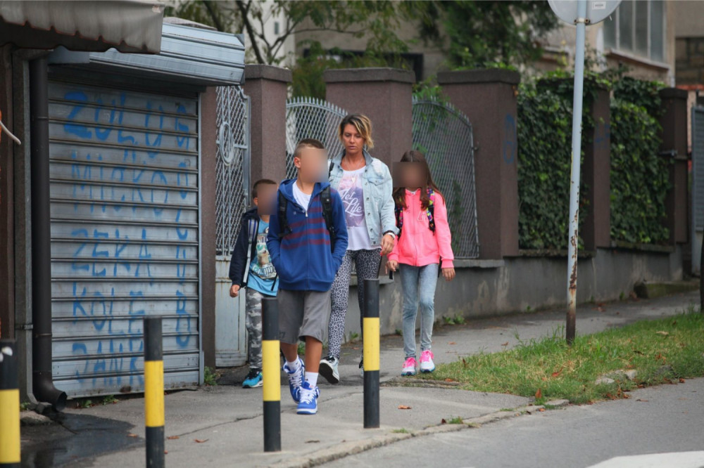 Ne kačite dečije slike na društvene mreže! Vreba strašna opasnost! Evo šta stručnjaci kažu, a šta građani Srbije misle