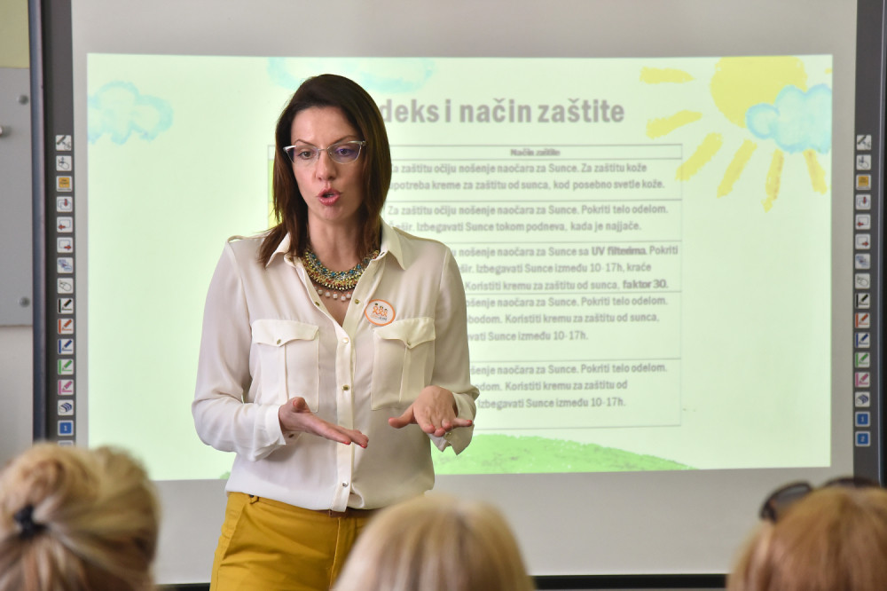 Ona je jedan od najboljih stručnjaka za karcinom u Srbiji, ponudili su joj fenomenalan posao u inostranstvu, a NJEN ODGOVOR ODUŠEVIO JE SVE!