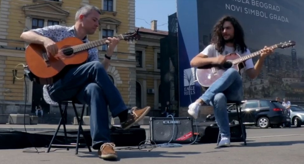 TRAGANJE ZA IZGUBLJENOM MUZIKOM Beograđani oduševljeni neočekivanim gestom ovih muzičara! (VIDEO)
