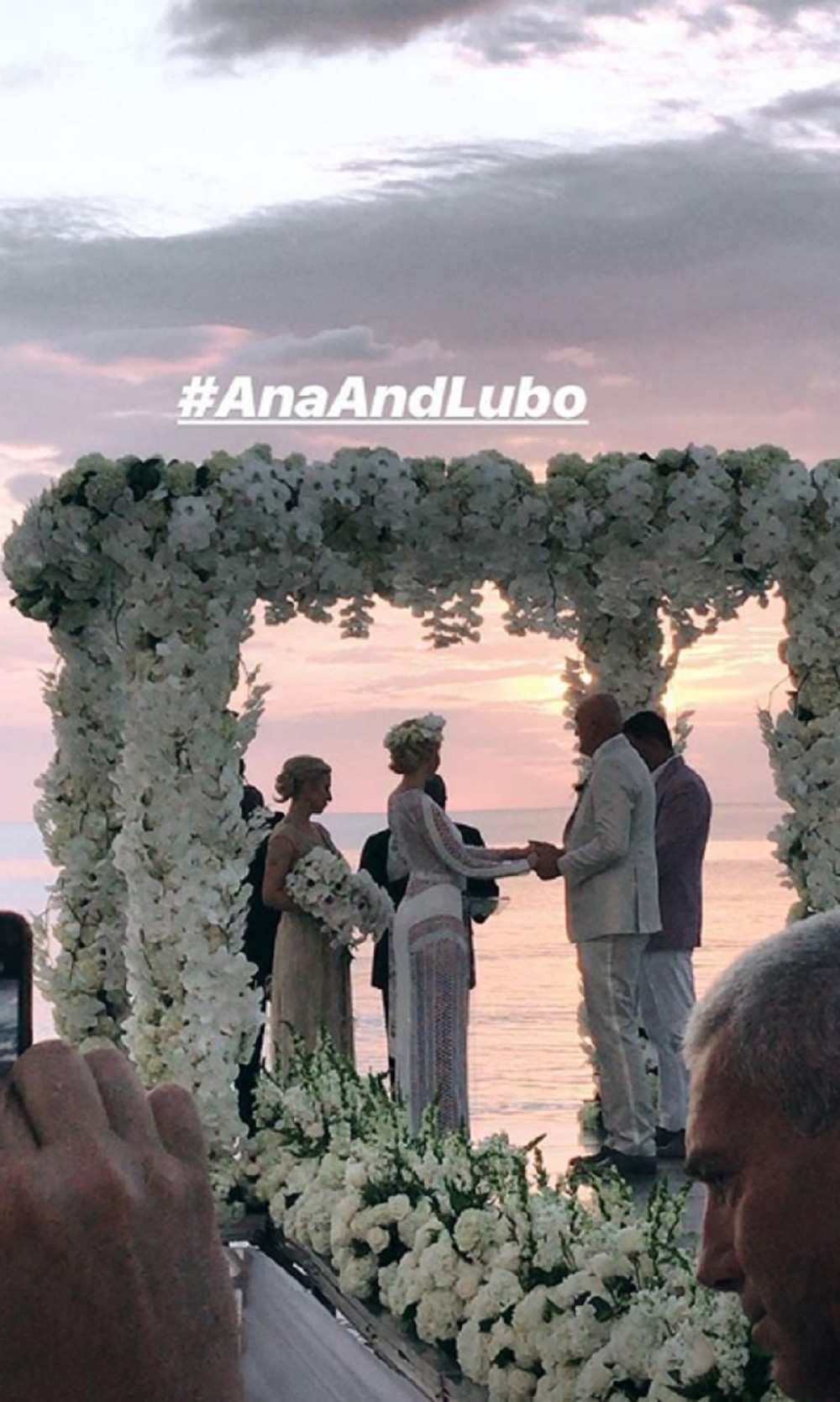 Ko je srpski biznismen, vlasnik 26 hotela, koji je zbog venčanja digao na noge CELU ESTRADU