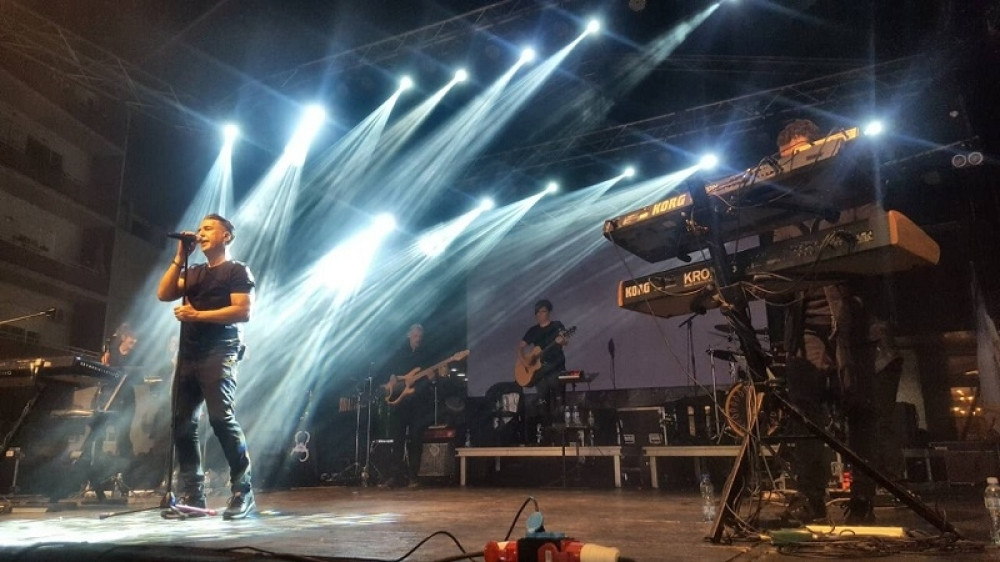 Joksimović otvorio "Roštiljijadu" spektaklom pred 100.000 ljudi (FOTO GALERIJA)