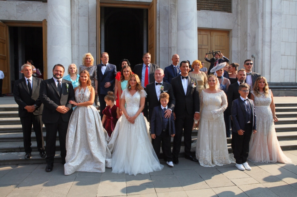 JEDNA KARIĆEVA ĆERKA SE IPAK NIJE UDALA DANAS! Evo zbog čega!