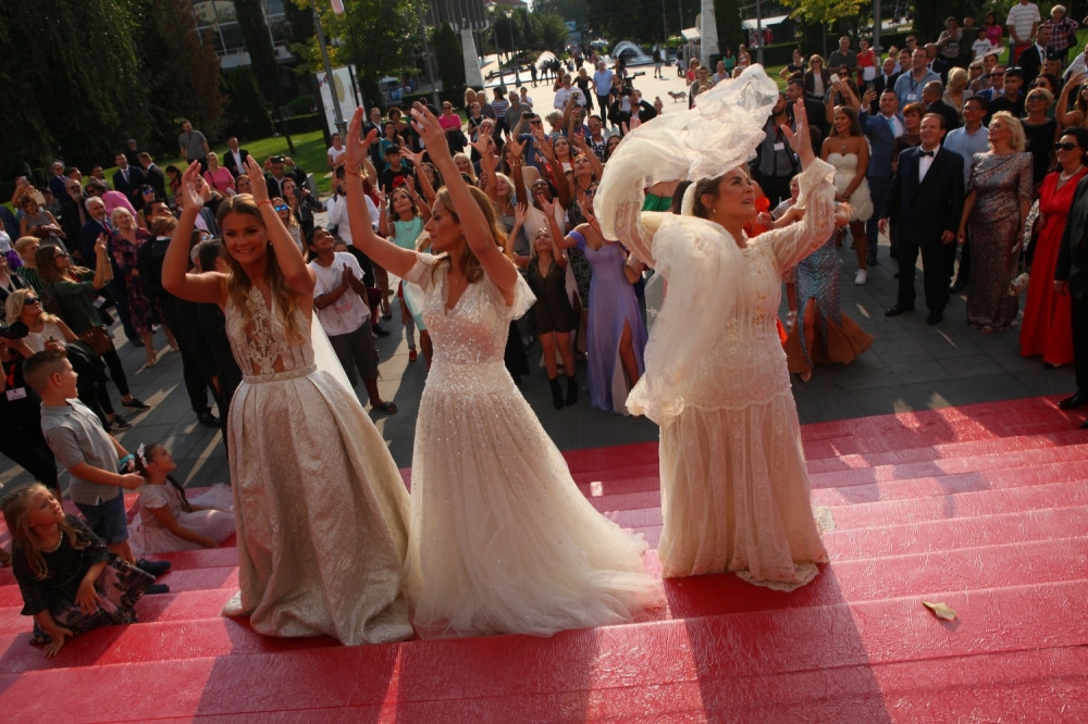 MLADE BACILE BIDERMAJERE! Njih dve su pobedile, a ONA je doživela razočarenje! (FOTO)