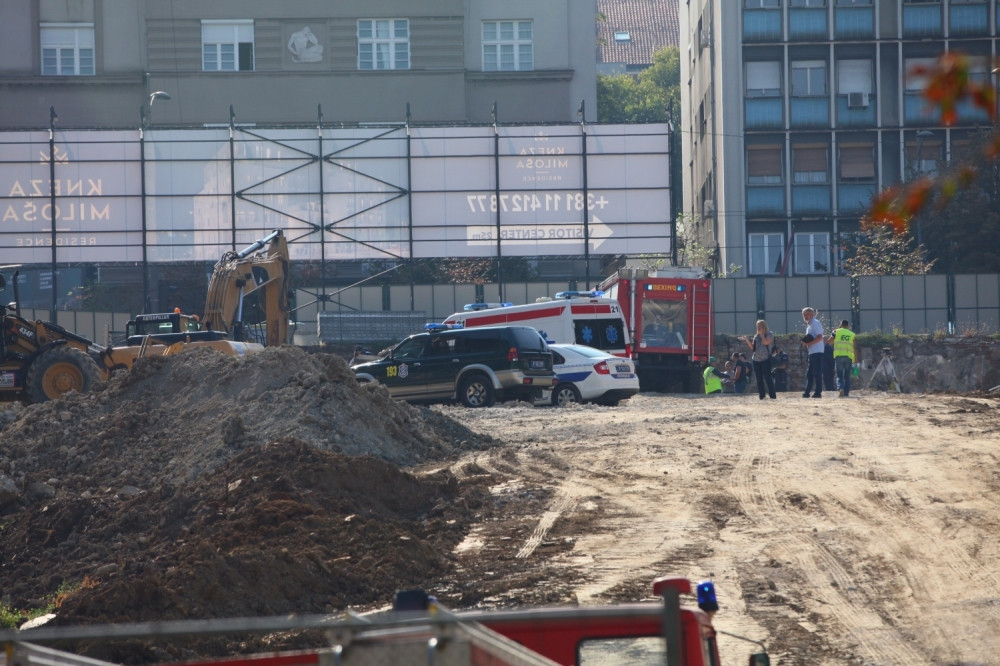 Radnik pao sa skele i preminuo na licu mesta