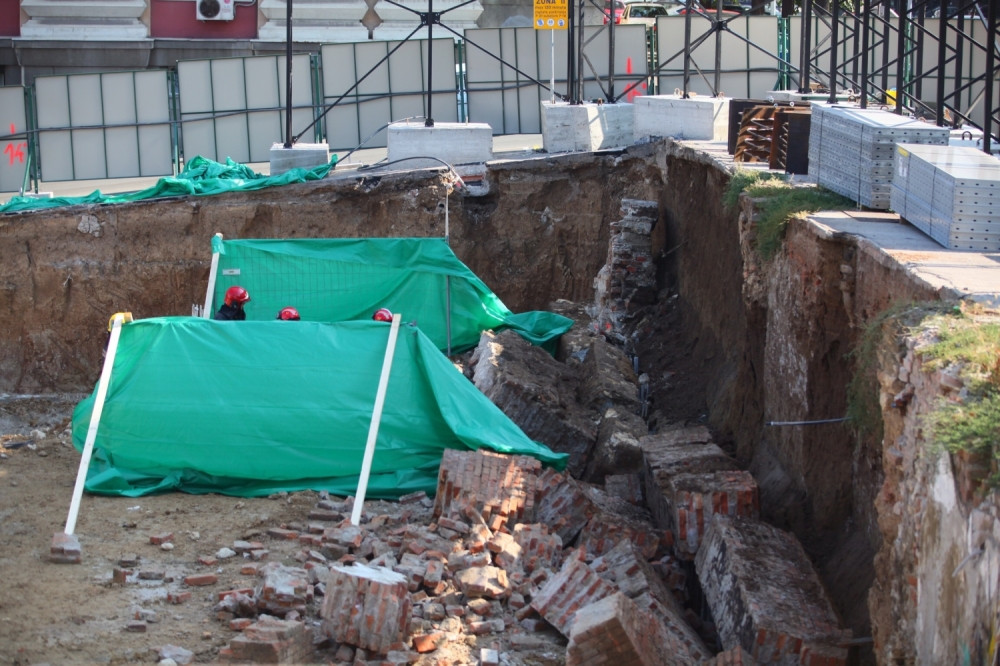 STRAHOTA: Građevinski radnici našli ostatke 11 beba (VIDEO)