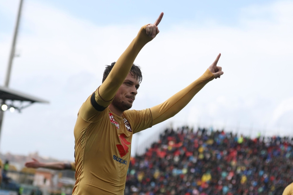 Ljajić između "DVE VATRE", navijači hoće da ostane u Torinu, uprava ga šalje u Tursku