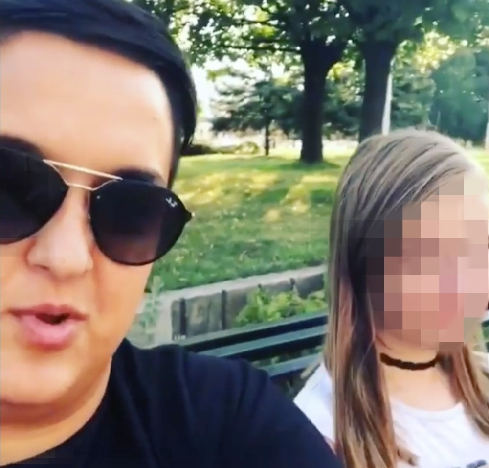 JE*EM LI VAM MAMU, BUDITE LJUDI, A NE GO*NA: Marija Šerifović stala u odbranu devojčice koja je napadnuta usred bela dana!