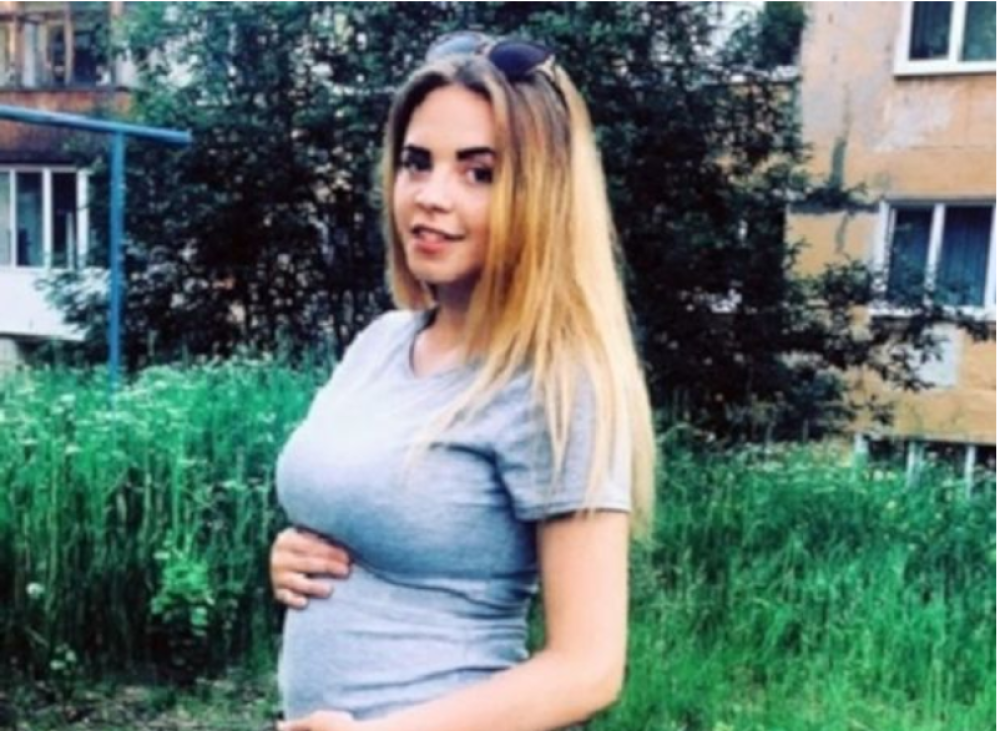 Igoreva bivša devojka (17) zbog ljubomore sa drugaricama napala Saru, (17) i URNISALA JOJ TELO